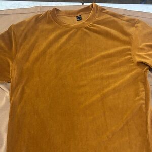 SHEIN Men's Short Sleeve Mustard Tee